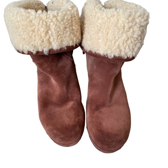 UGG Lynnea Chestnut Brown Suede Leather Shearling Wooden Heel Ankle Boots size 7 - Picture 4 of 11
